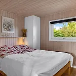 Holiday home Tjarven - 350m From The Sea By Interhome Hejls