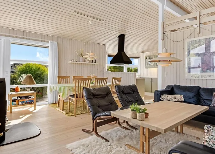 Holiday home Tjarven - 350m From The Sea By Interhome